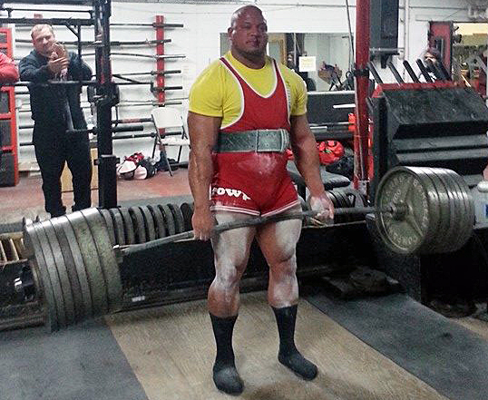 Eric Lilliebridge holds 900lbs at the top.