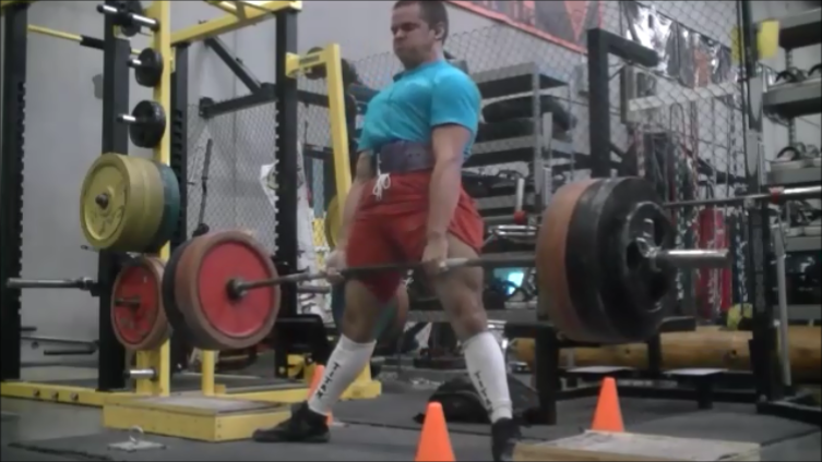 SABO Deadlift shoes in action.